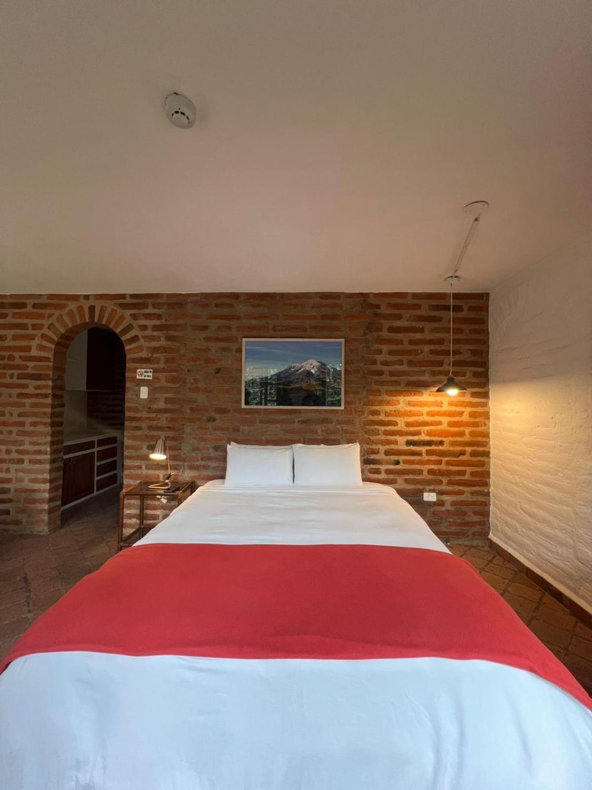 Rukka Lodge Tumbaco 外观 照片